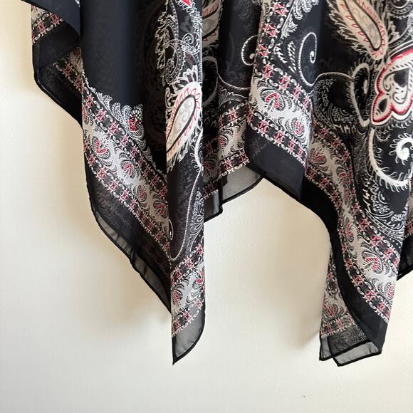 J. Jill Two-Way Button Front Lightweight Patterned Poncho Sweater Black OS - Picture 3 of 6